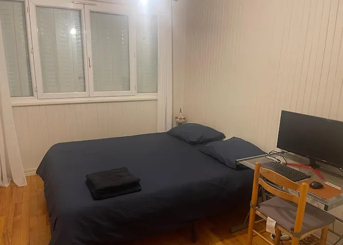 T4 Spacieux Tout Confort / Parking Gratuit Apartmán Grenoble